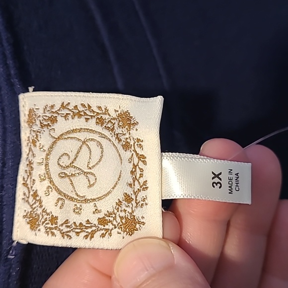 Long sleeve blue and white tie dye tee - Picture 3 of 5